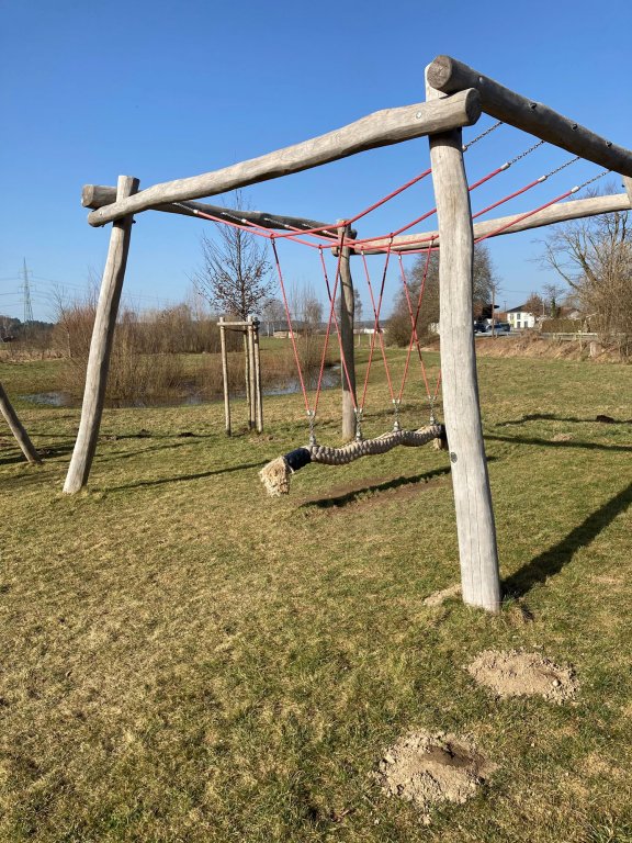 Grossansicht in neuem Fenster: Erholungs- und Freizeitanlage Mensch und Natur, Oberroth (14)