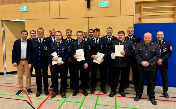 Verleihung Feuerwehr-Ehrenzeichen 2024 - Gruppenbild